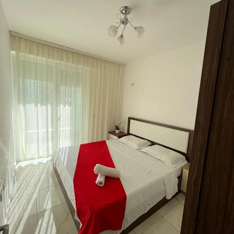 Low Cost Banesa Kosovare Shëngjin Buitenkant foto